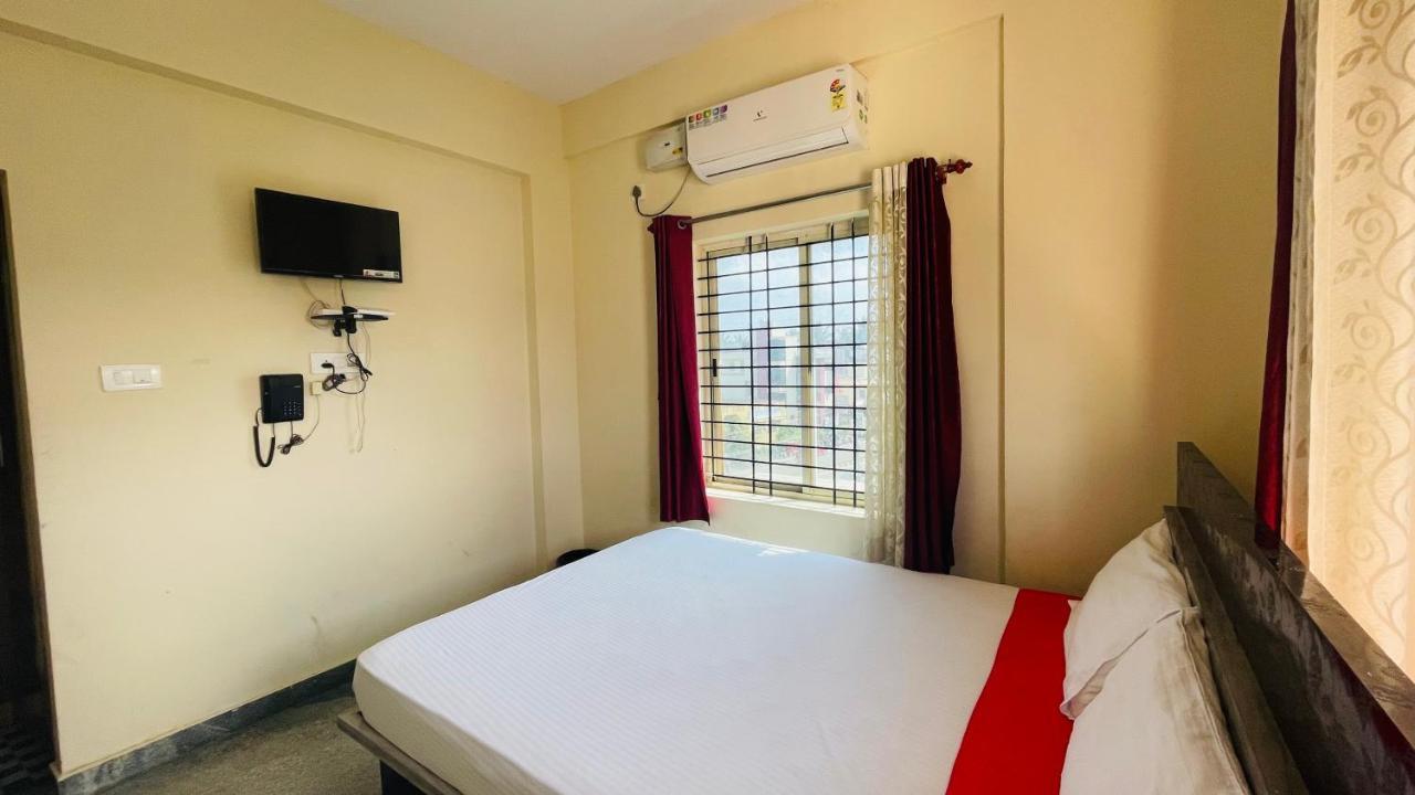 מלון מייזור Crown Residency מראה חיצוני תמונה