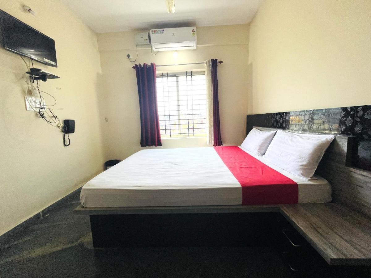 מלון מייזור Crown Residency מראה חיצוני תמונה