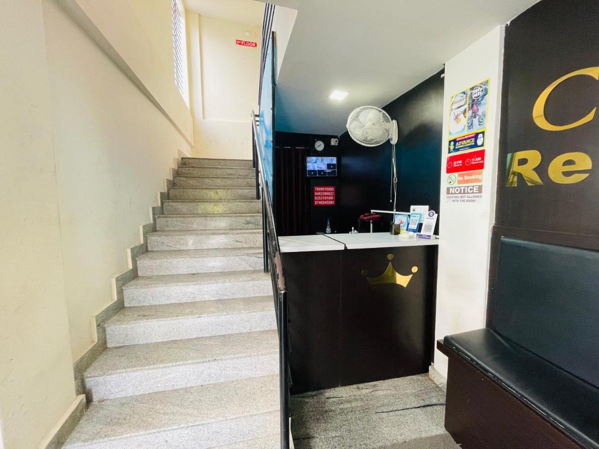 מלון מייזור Crown Residency מראה חיצוני תמונה