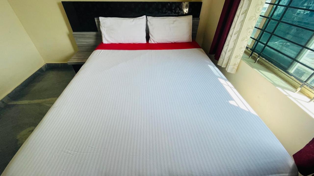 מלון מייזור Crown Residency מראה חיצוני תמונה